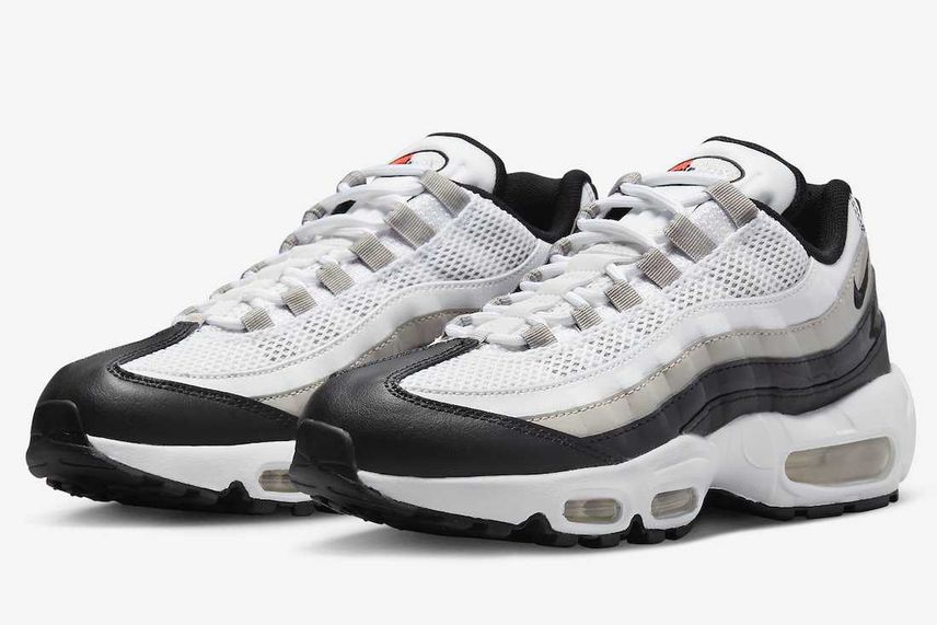 ナイキ エアマックス95 パテントレザー 24cm Nike Women's Air Max 95