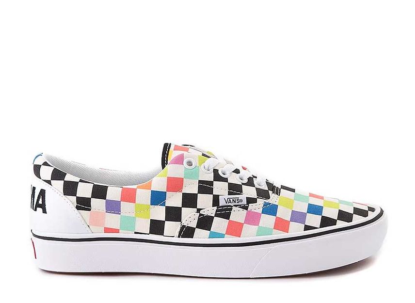 Vans comfycush checkerboard era best sale