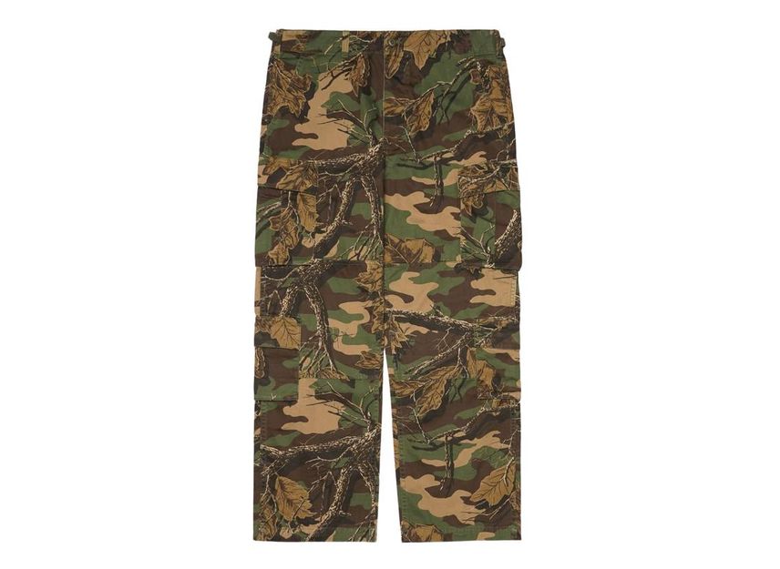 Supreme 2025 camo trousers