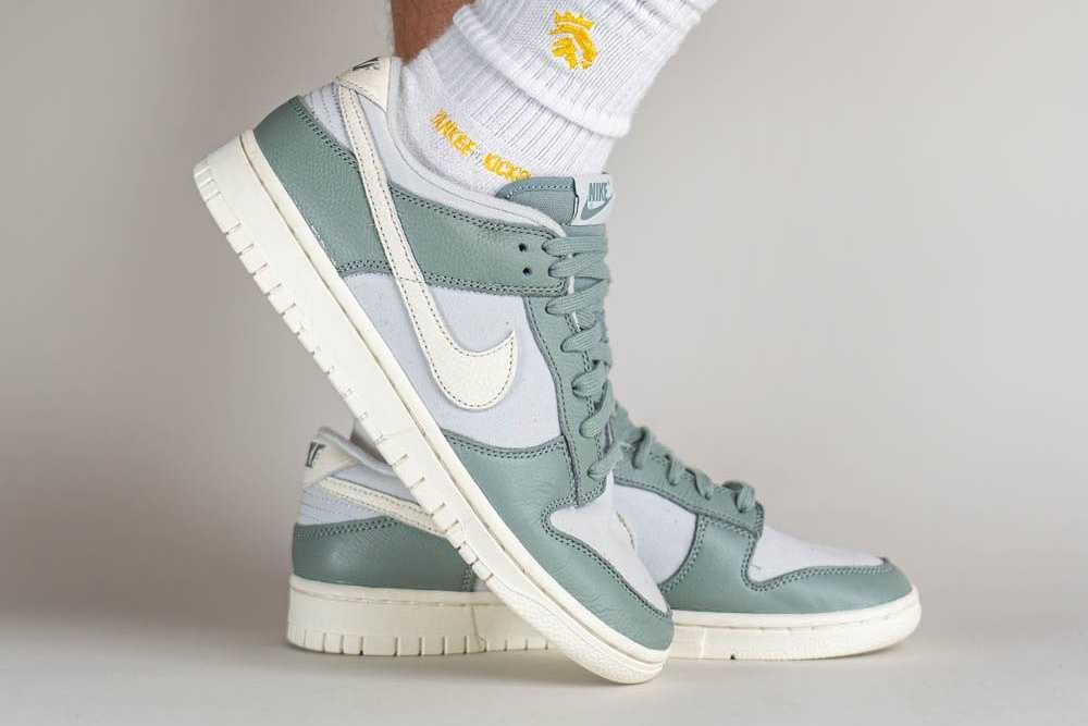 5/3発売|Nike Dunk Low PRM "Mica Green"|抽選/販売/定価情報