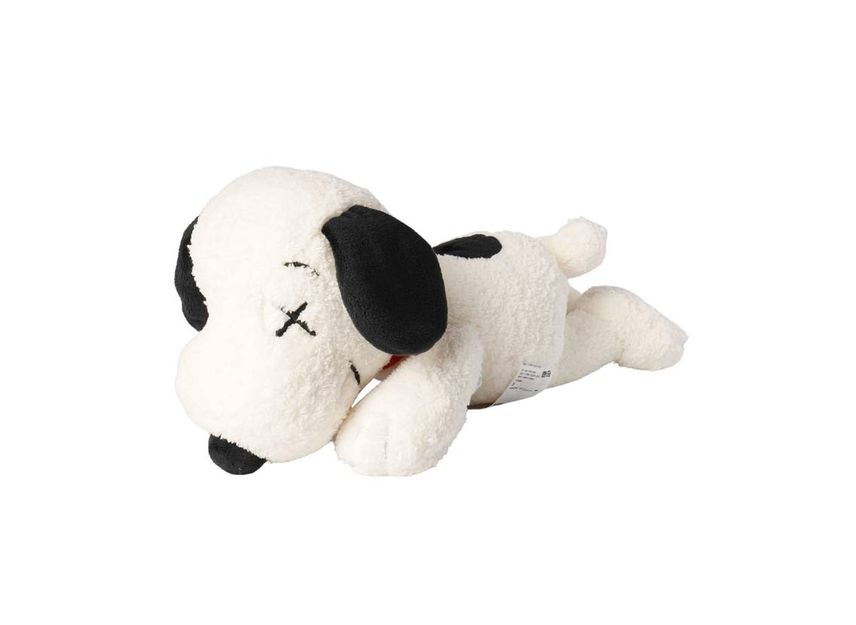 Kaws x snoopy doll deals