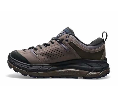 Hoka one one tor sales ultra low engineered garments taupe