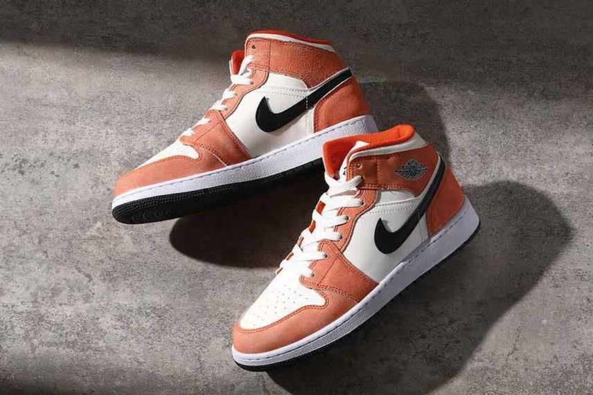 Nike GS Air Jordan 1 Mid