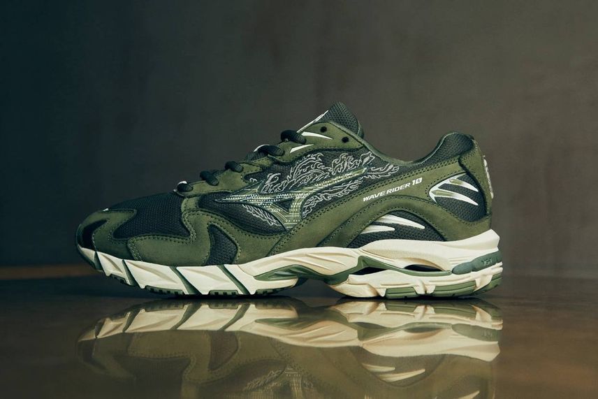 海外抽選中|Maharishi × Mizuno Wave Rider 10 "Fire Phoenix"|抽選/販売/定価情報