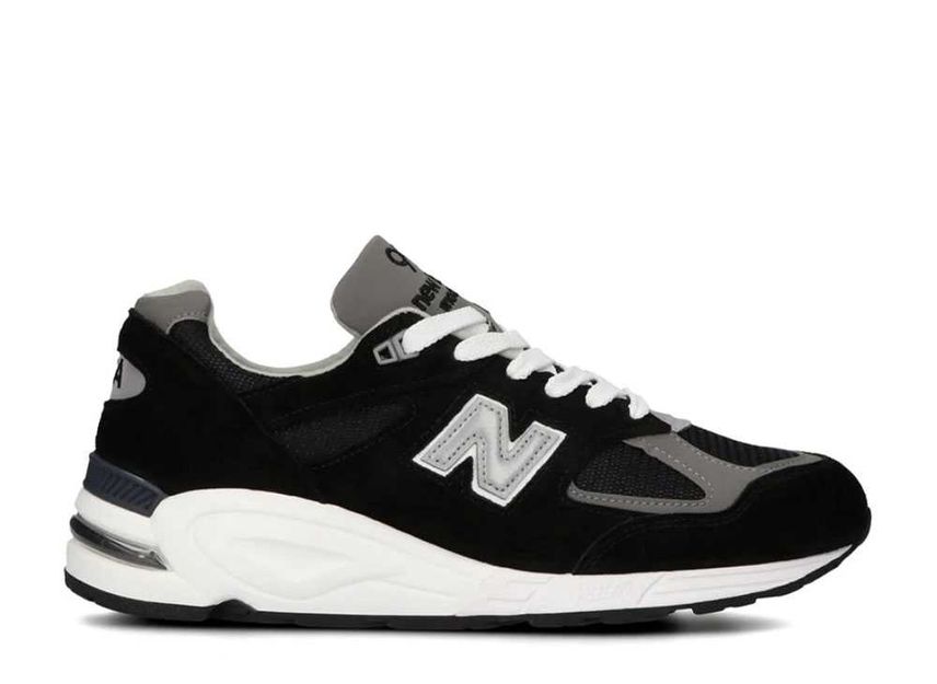 New Balance 990V2