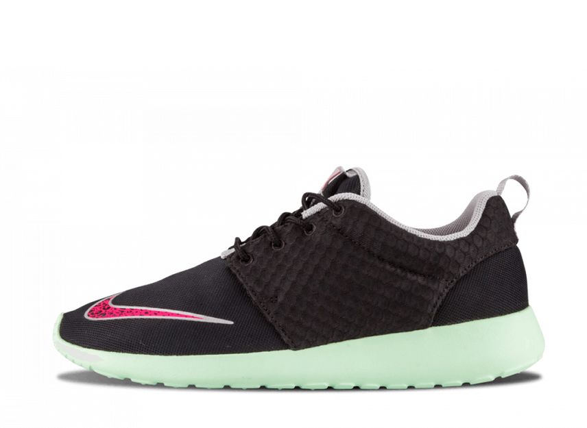 Nike Roshe Run FB Yeezy