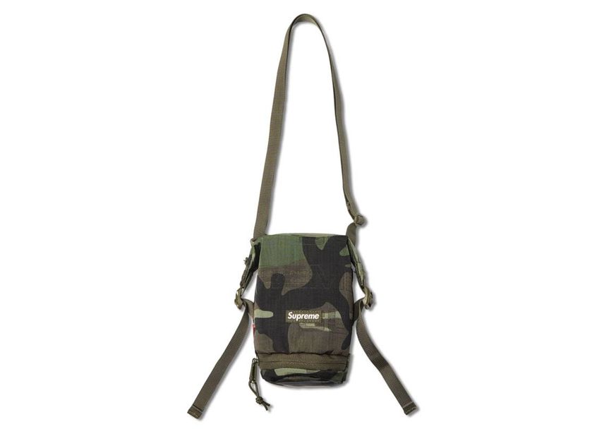 Supreme top camo pouch