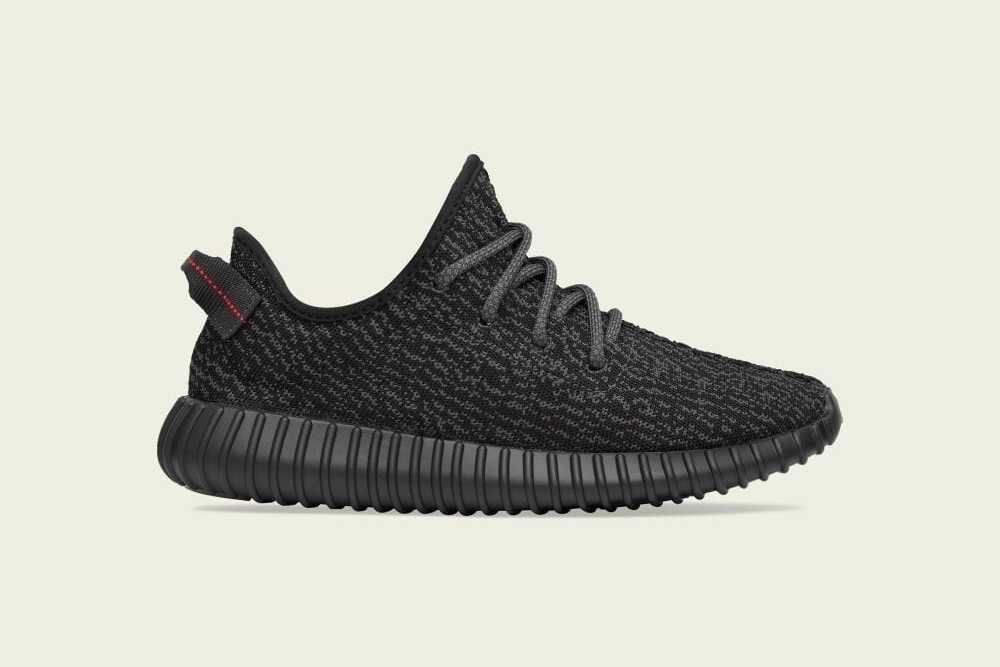 adidas YeezyBoost350 Pirate Black 新品宜しくお願い申し上げます