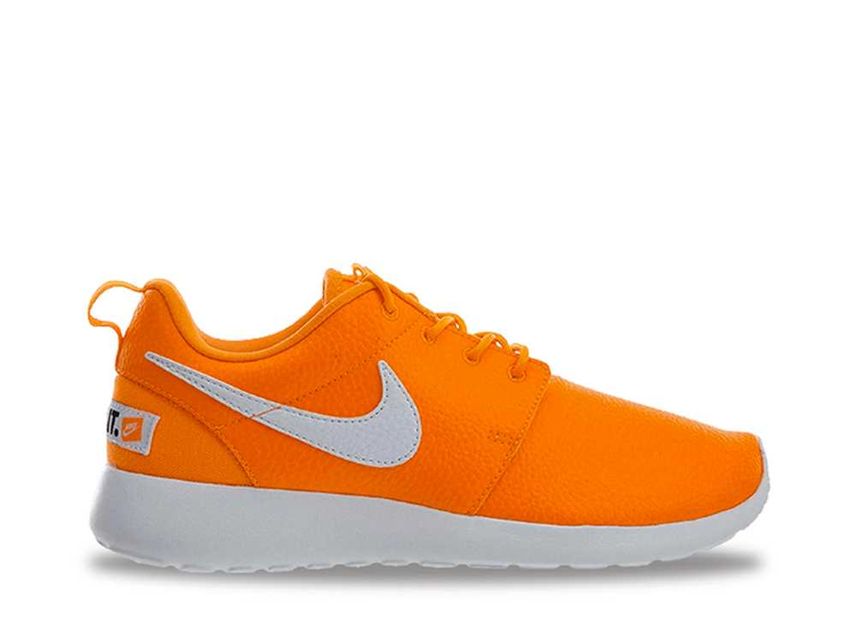 Womens nike roshe one top prm