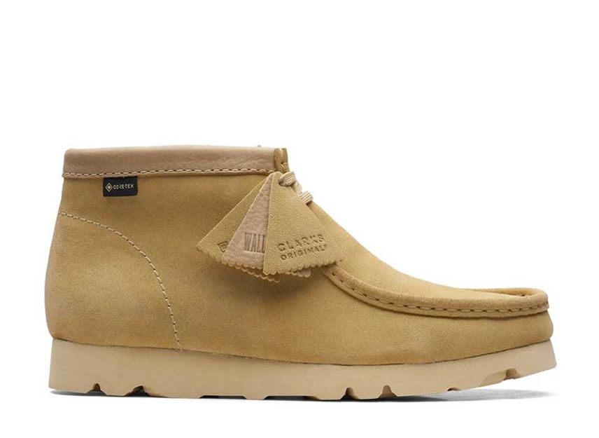 Clarks wallabee boot maple 2025 suede