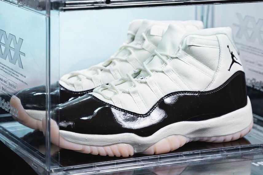 11/11発売|Nike WMNS Air Jordan 11 Retro "Neapolitan"|抽選/販売/定価情報