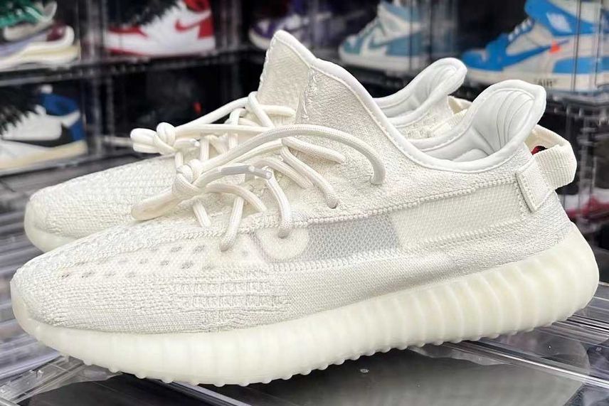 イージーブースト 350 V2(YEEZY BOOST 350 V2)/イージー 人気の新作を