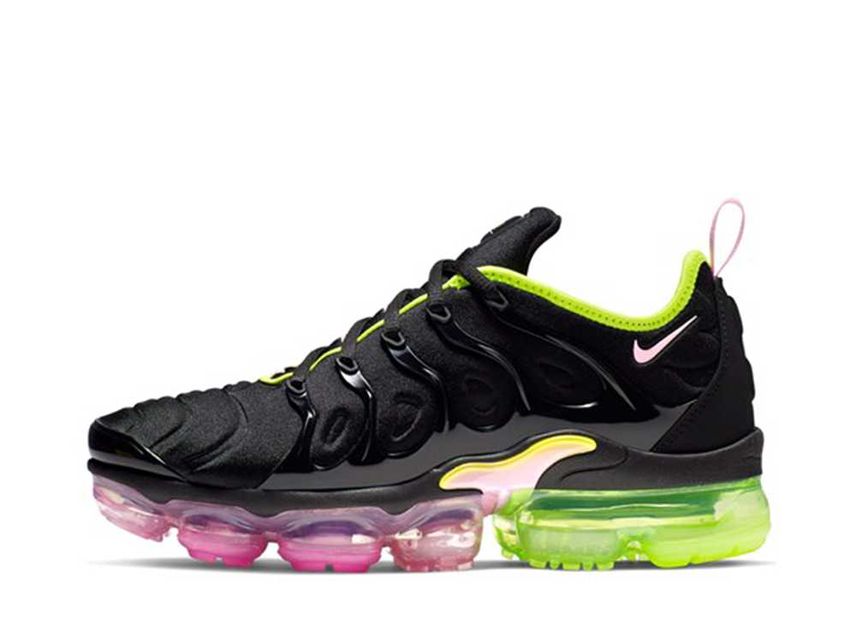 Nike Women s Air Vapormax Plus Black Pink Rise Cyber