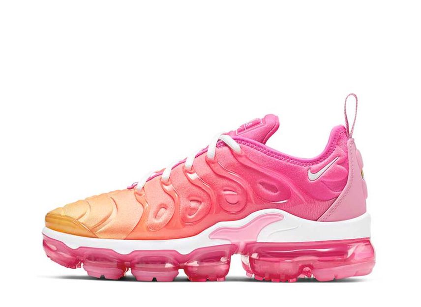 Nike air vapormax plus womens white sales