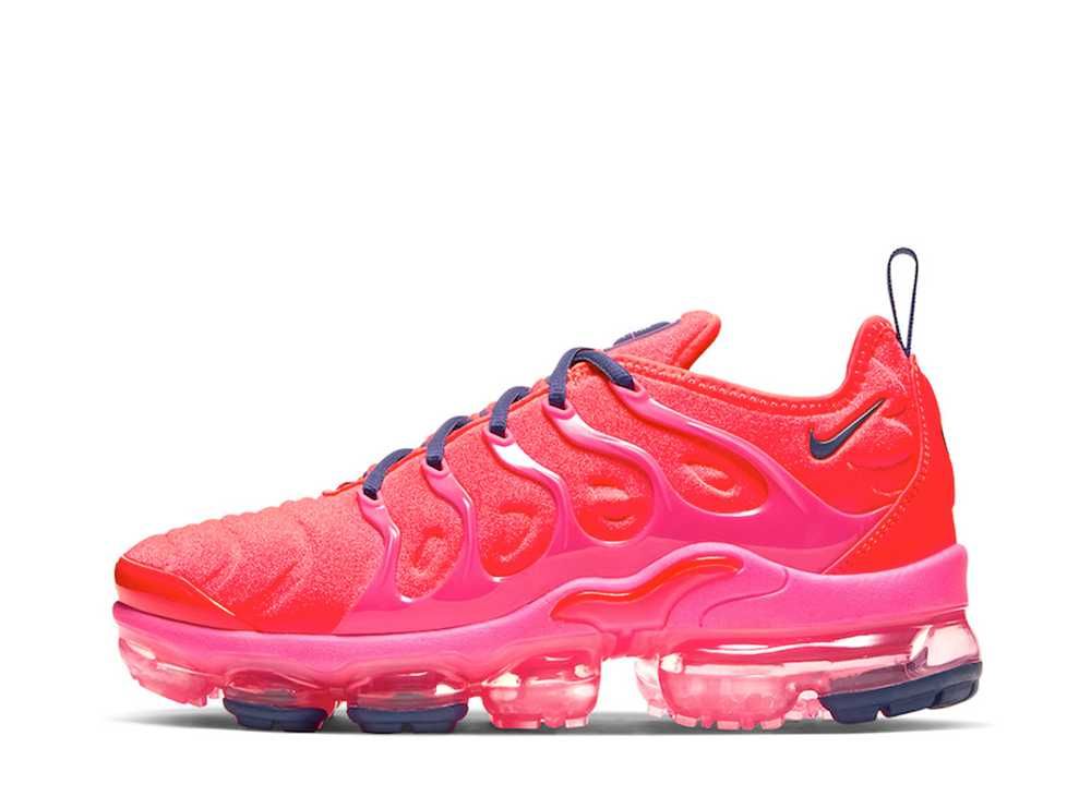 nike air vapormax plus bright crimson