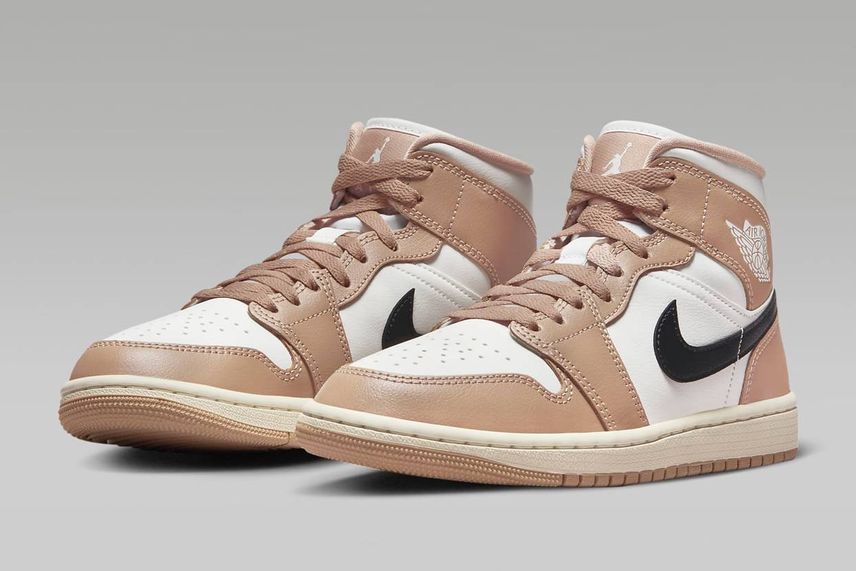 Nike Women's Air Jordan 1 Mid Nike Women's Air Jordan 1 Mid