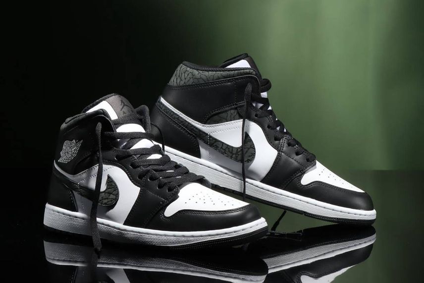 新品 NIKE エア ジョーダン 24.5 パンダ Nike Air Jordan 1 Mid