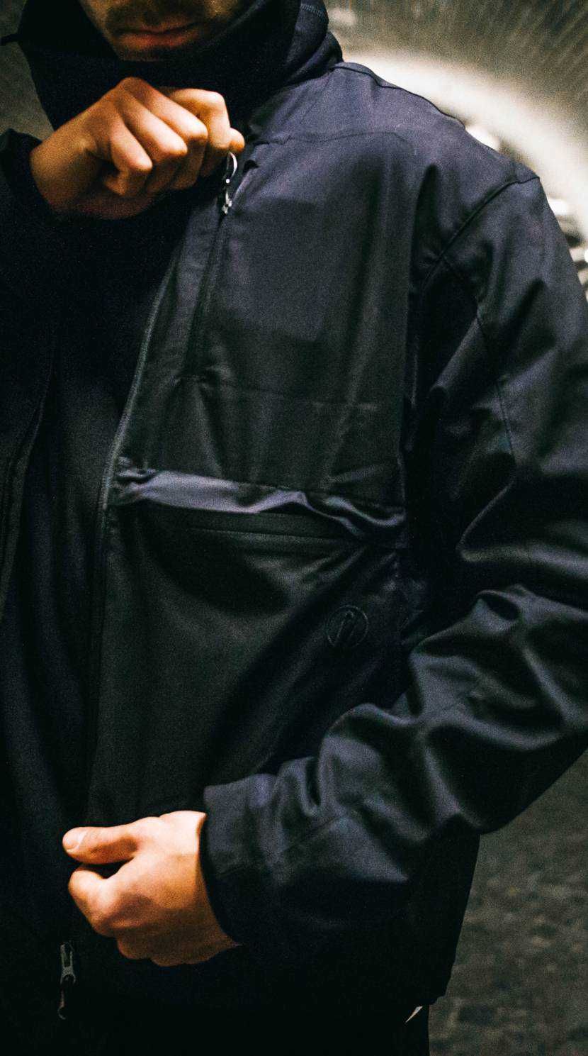 Poutnik The Urban Traveler by Tilak