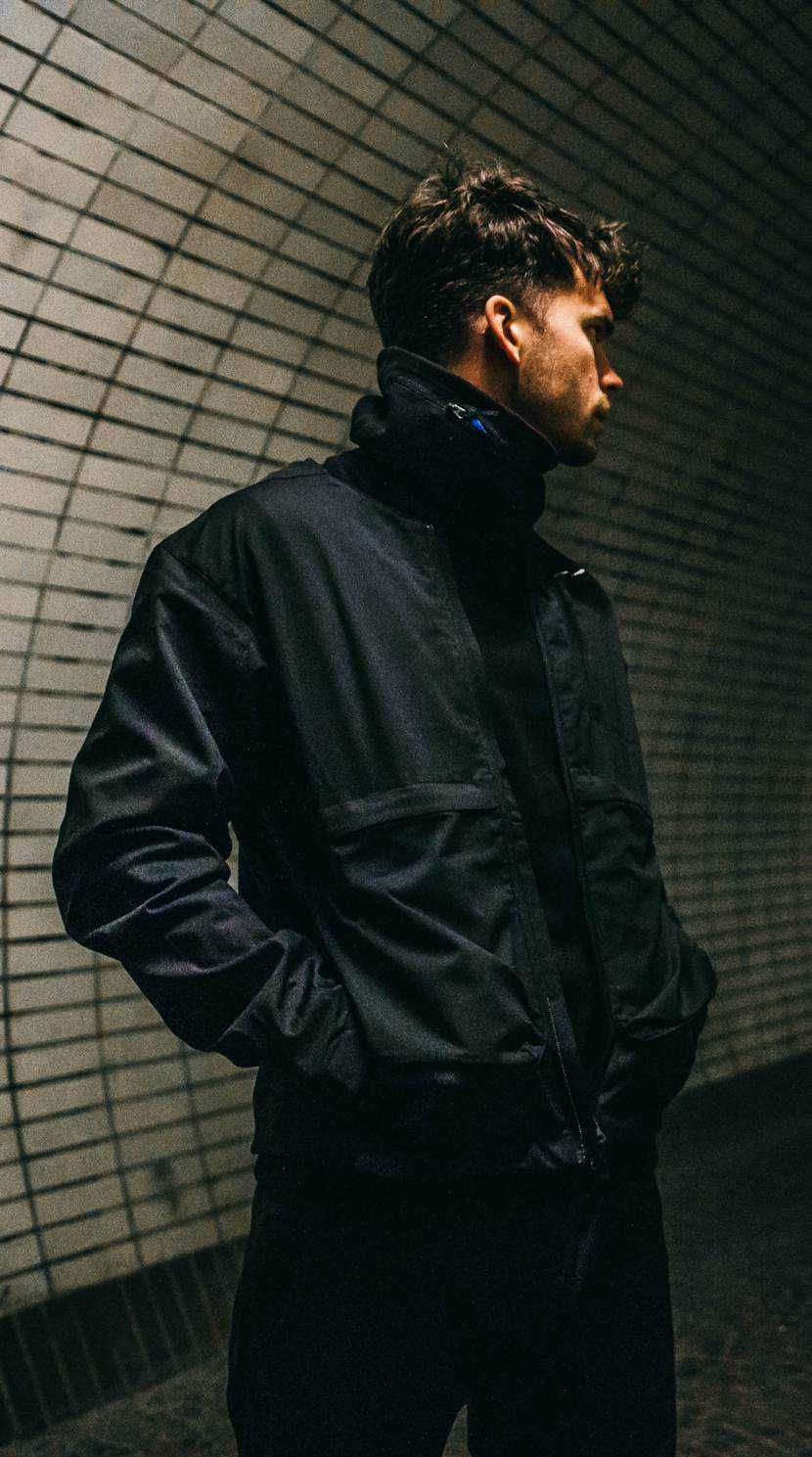 Poutnik The Urban Traveler by Tilak