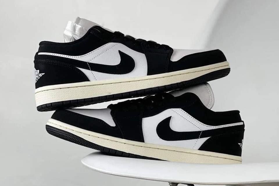 シーンカジュアルWMNS Air Jordan 1 Low PANDA 24.5cm