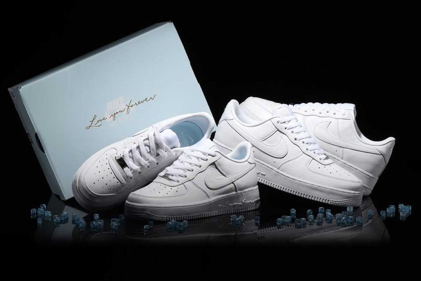 12/27発売|Drake NOCTA × Nike Air Force 1 Low "Certified Lover Boy"|抽選/販売/定価情報