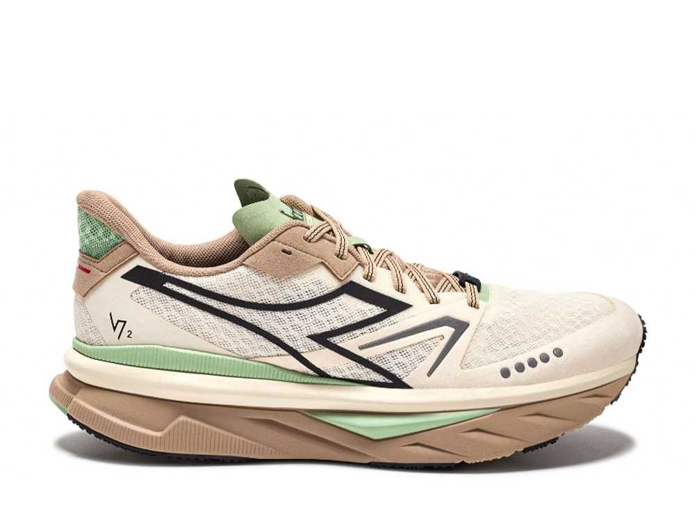 DIADORA Atomo V7000-2 