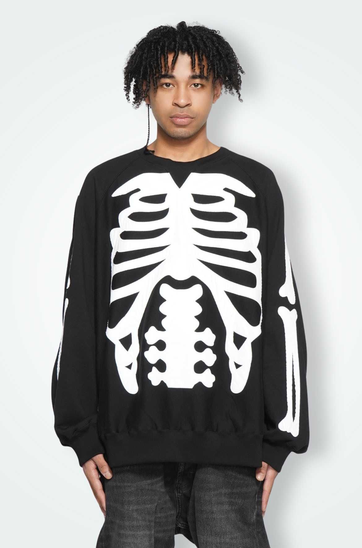 タカヒロミヤシタザソロイスト. back gusset sleeve crew neck sweat