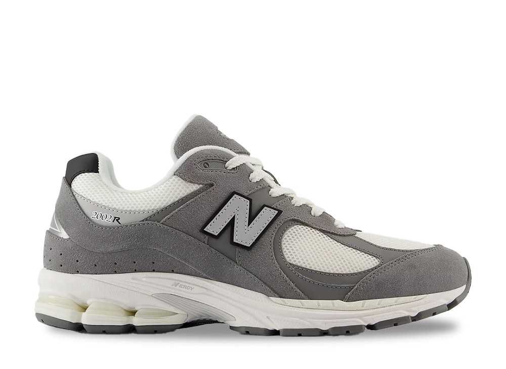New Balance 2002R 