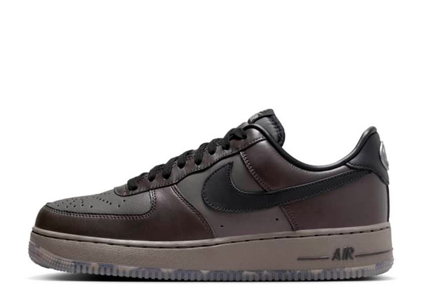 ナイキ エアフォース1 ロー "ブラックティー アンド ペトラブラウン"