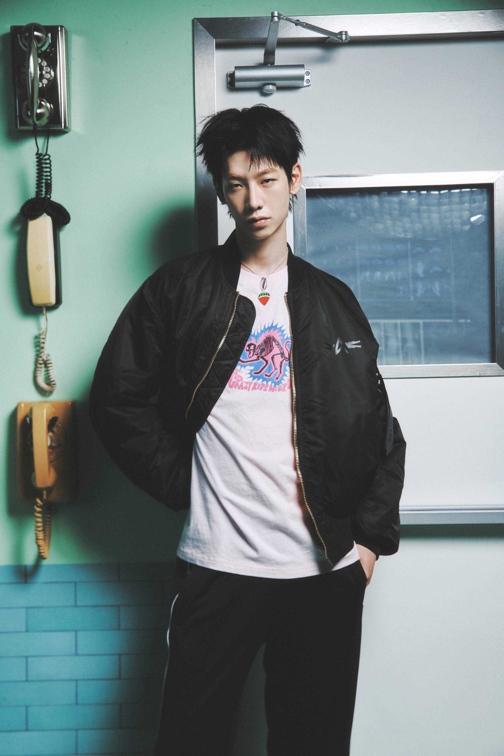 ルセラフィム ショートスリーブTシャツ 