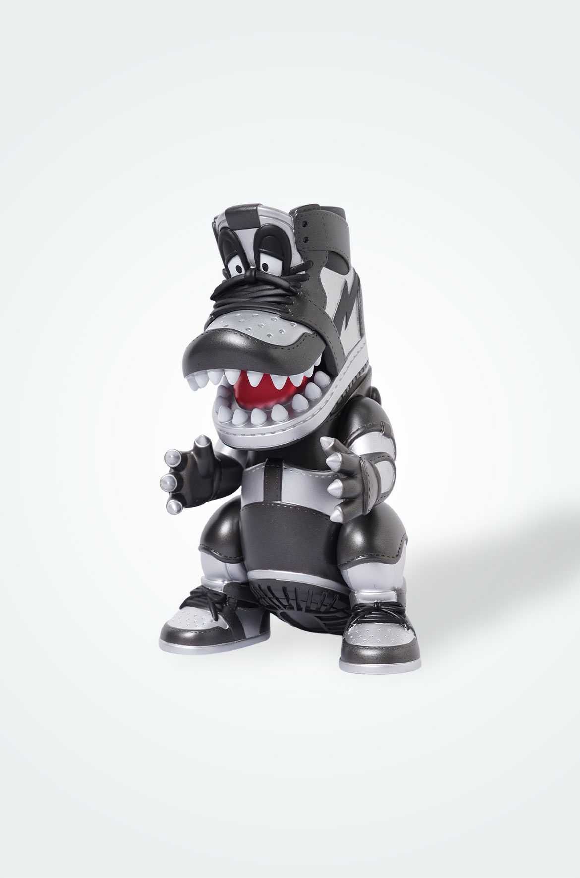 トウキョウガンズ スニーカーダンク×トウキョウガンズ ソフビトイ