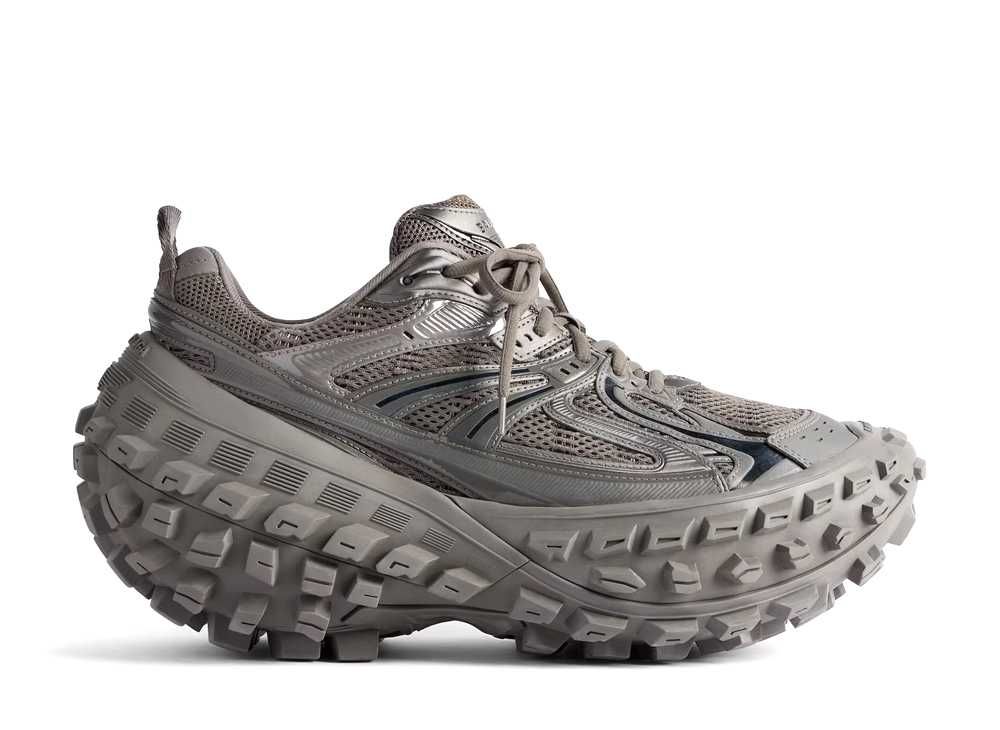BALENCIAGA Bouncer Sneaker 