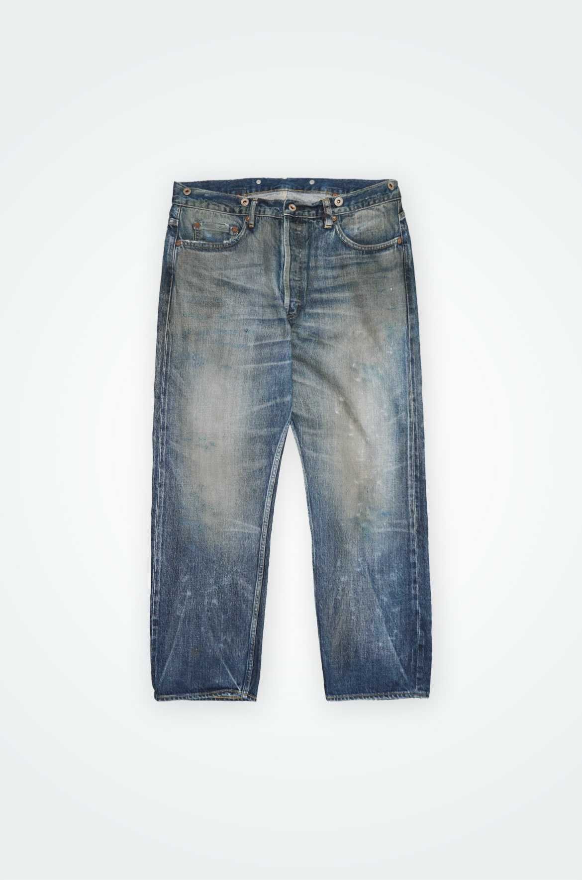 MADNESS AGING DENIM PANTS. RELAXED (LIGHT DISTRESSED)  