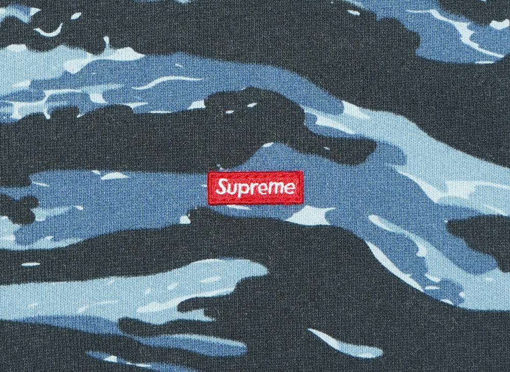 Supreme Small Box Hooded Sweatshirt 