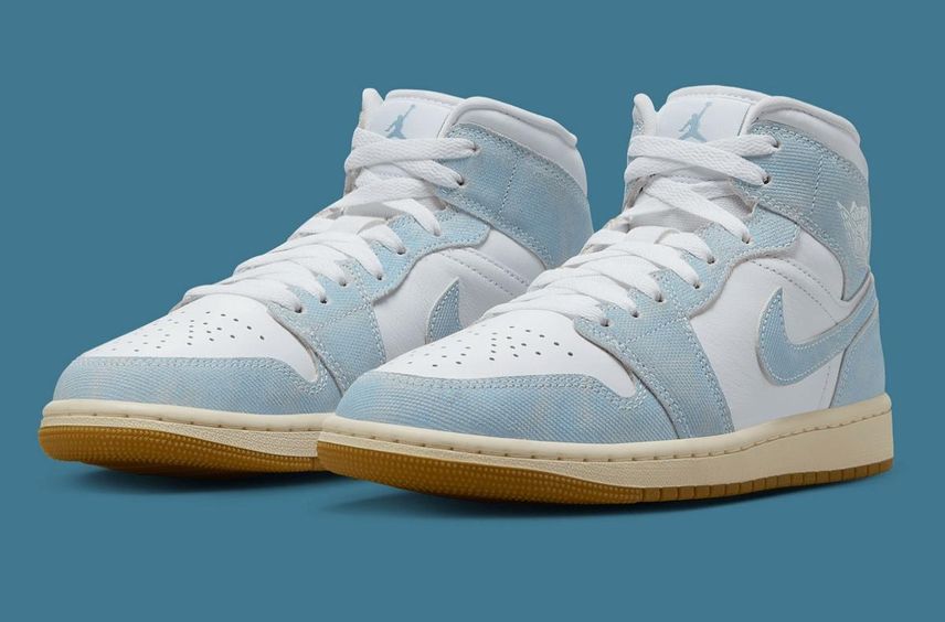 Nike Women's Air Jordan 1 Mid SE Nike Women's Air Jordan 1 Mid SE