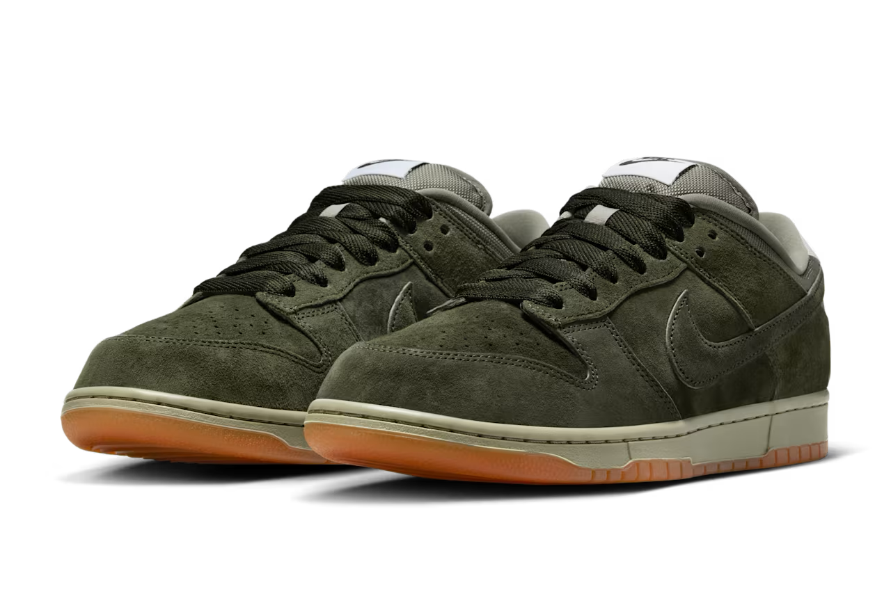 【直営店】【ナイキ】Nike SB Dunk Low Pro B 送料無料 Nike SB Dunk Low Pro B Skate Shoes. Nike JP