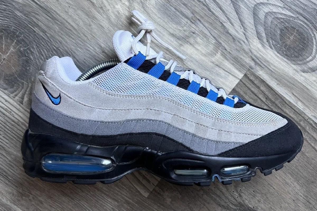 Nike Air Max 95 グレー/ブルー 8/8発売｜Nike Air Max 95 OG 