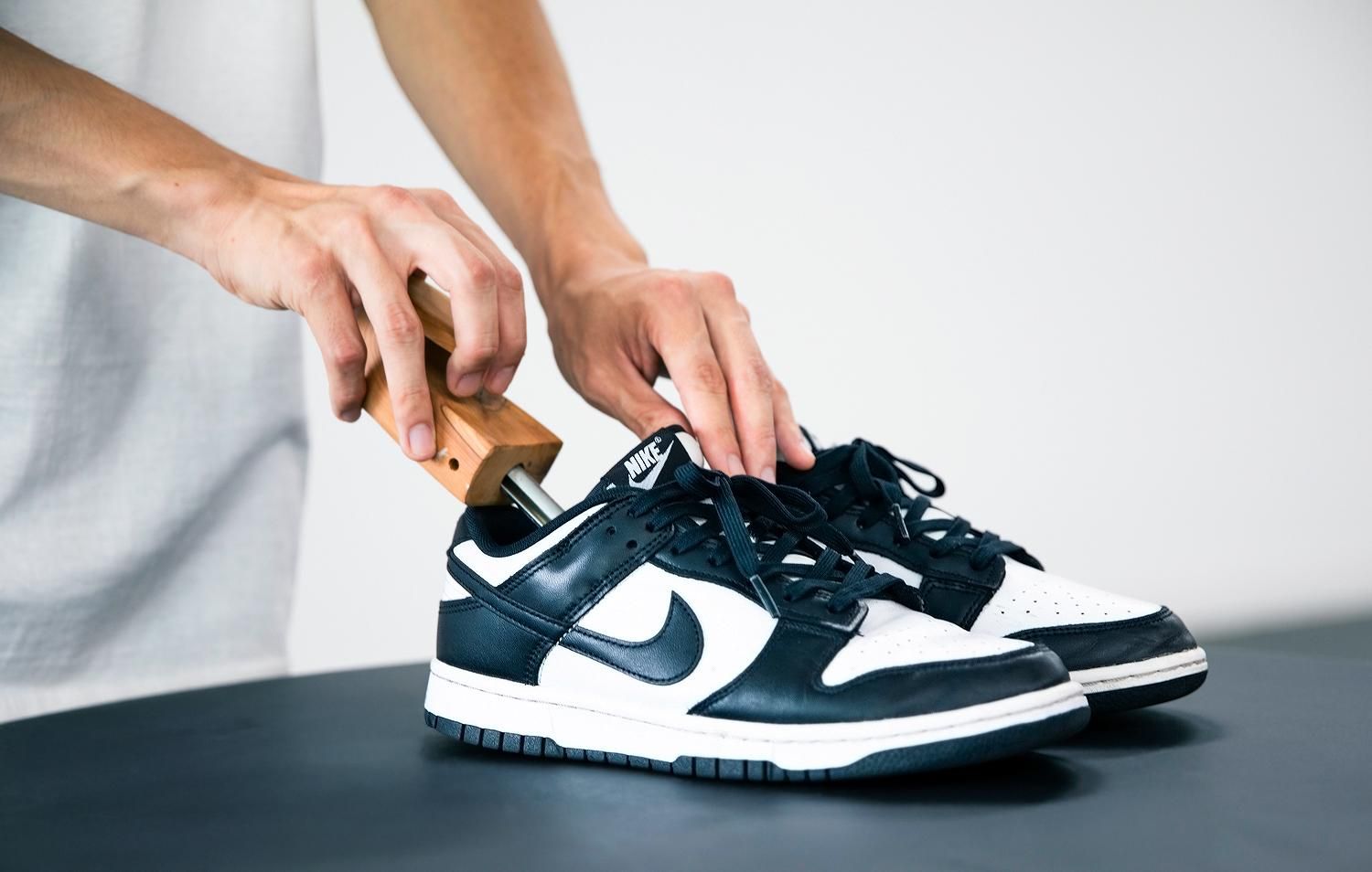 【セルフケア】お気に入りのスニーカーをいつまでも綺麗に。自宅でできるデイリーケアを紹介 1枚目