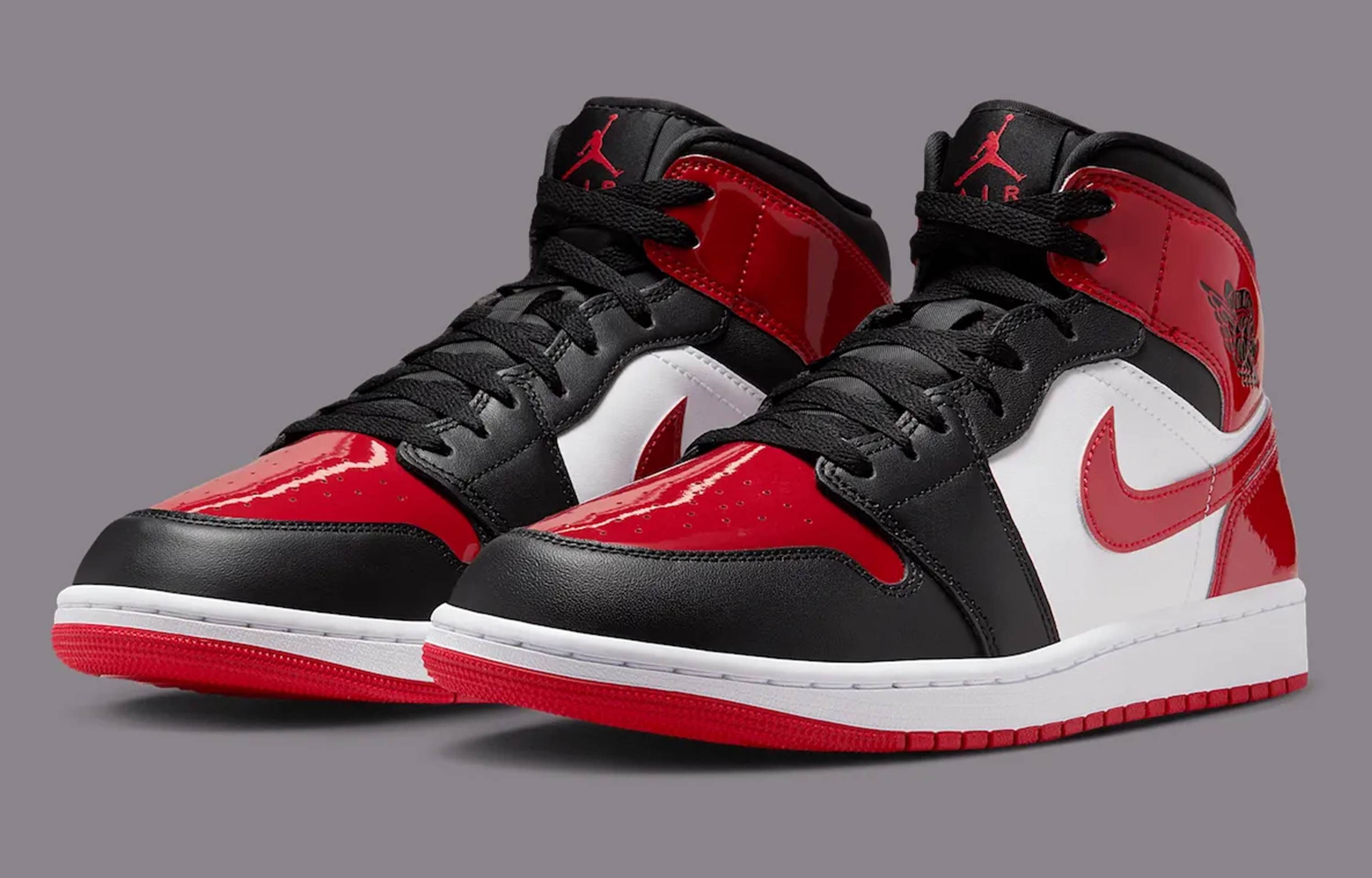 靴 Nike Air Jordan 1 ナイキ AIR JORDAN 1 RETRO HIGH OG サテン ハイカット