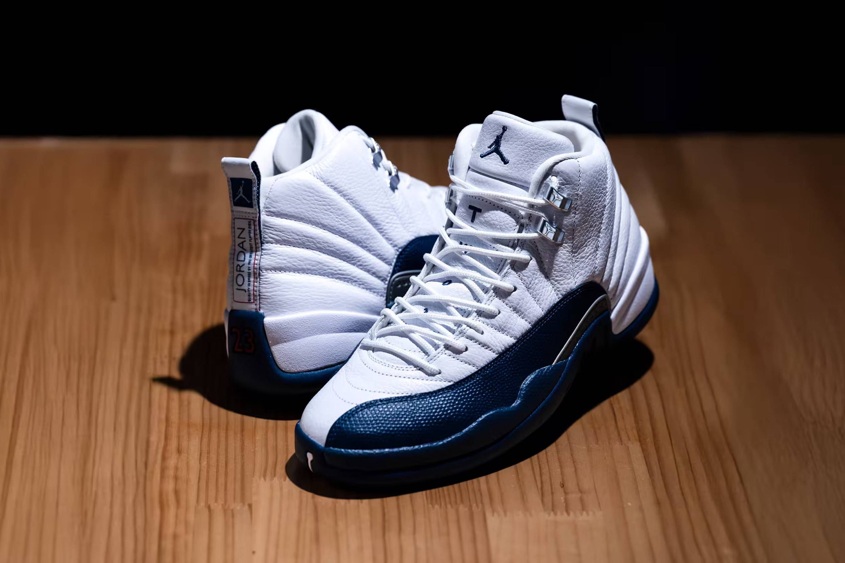 ナイキ　エアジョーダン12 Air Jordan 12 27 cm Amazon | [ナイキ] AIR JORDAN 12 RETRO 【PLAYOFF】 エア