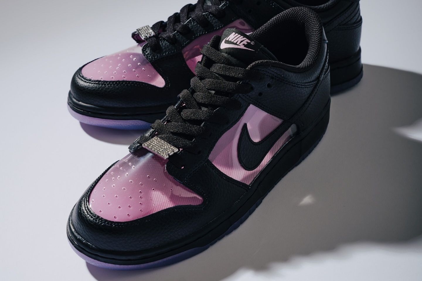 スニダンで購入可】9/24・9/27発売 Gundam Unicorn × Nike SB