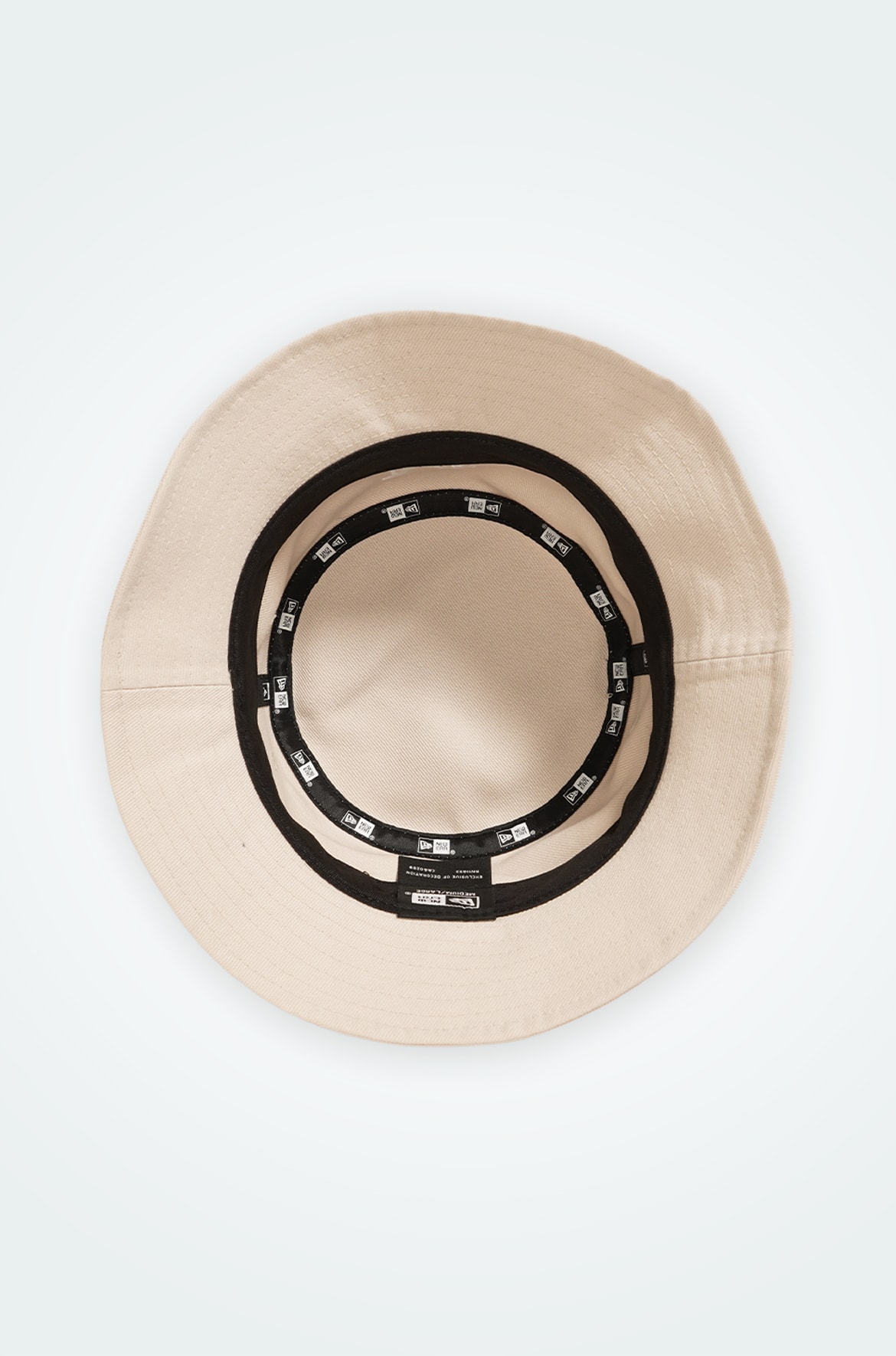 Mrs.GREEN APPLE NEW ERA　バケハ　ベージュ ミセスグリーンアップル ニューエラ バケット01 MGAロゴハット
