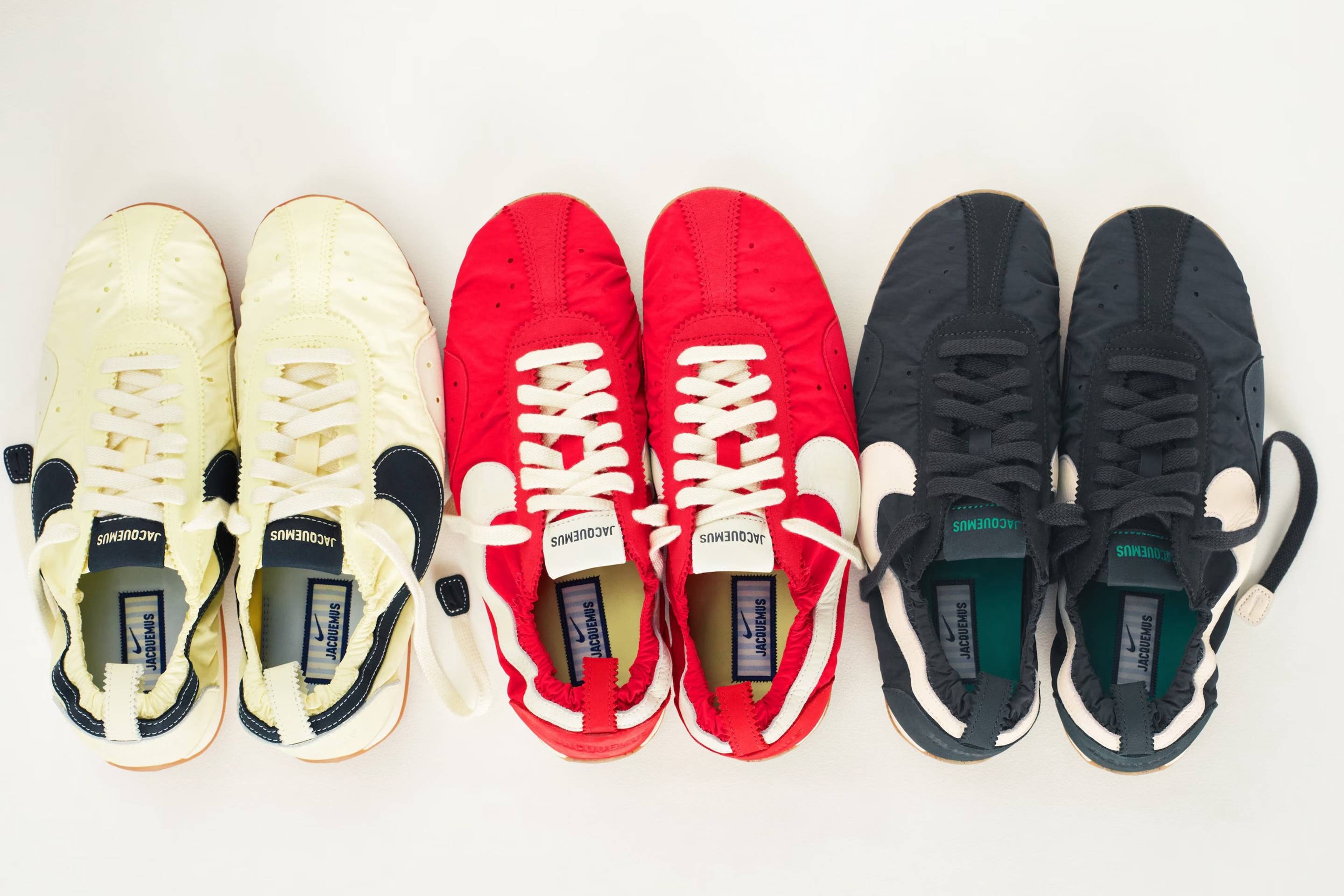 斬新なデザインで話題を呼ぶ「Jacquemus × Nike」の新作と過去コラボ作をチェック!