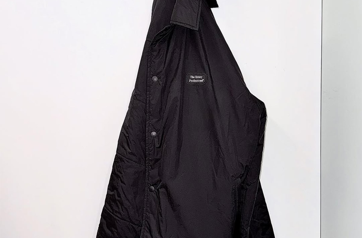 ENNOYの新作「Padded Nylon Coach Jacket」が11月発売予定