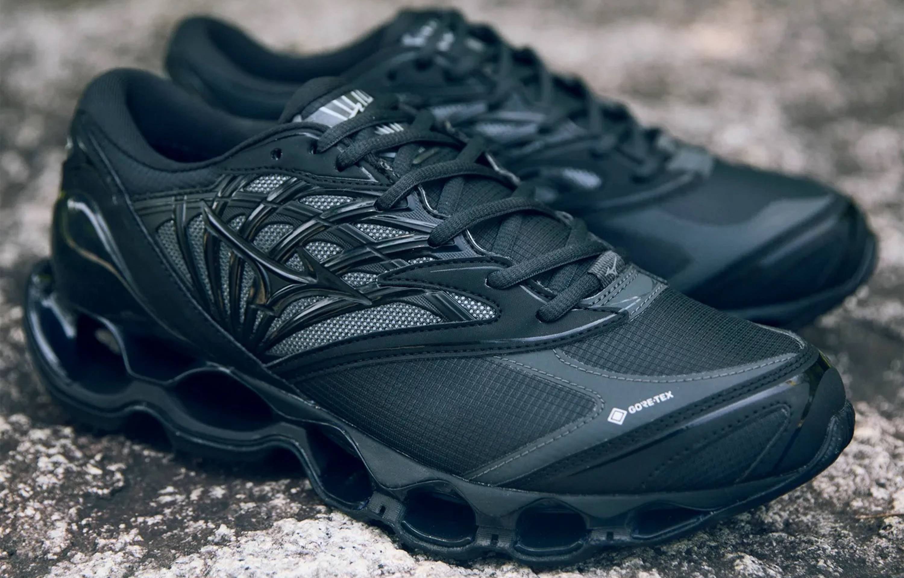 10/24発売｜Mizuno Wave Prophecy LS GTX "Black"｜抽選/販売/定価情報