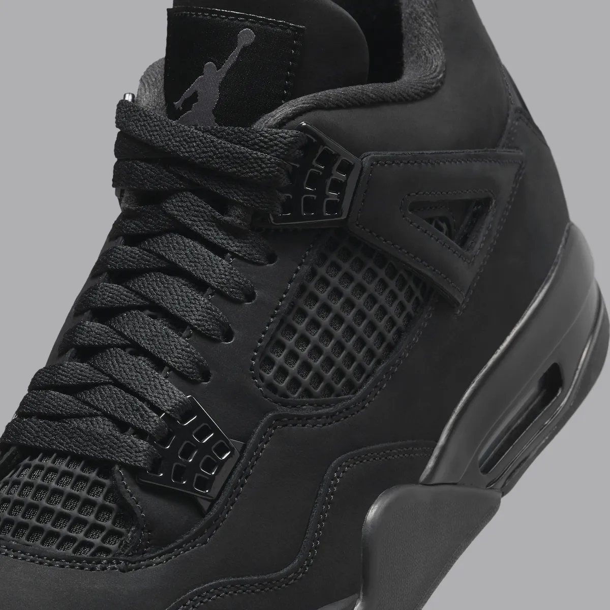 値段交渉可　Air Jordan 4 Black Cat Nike Air Jordan 4 Retro “Black Cat”が11月28日に復刻発売予定