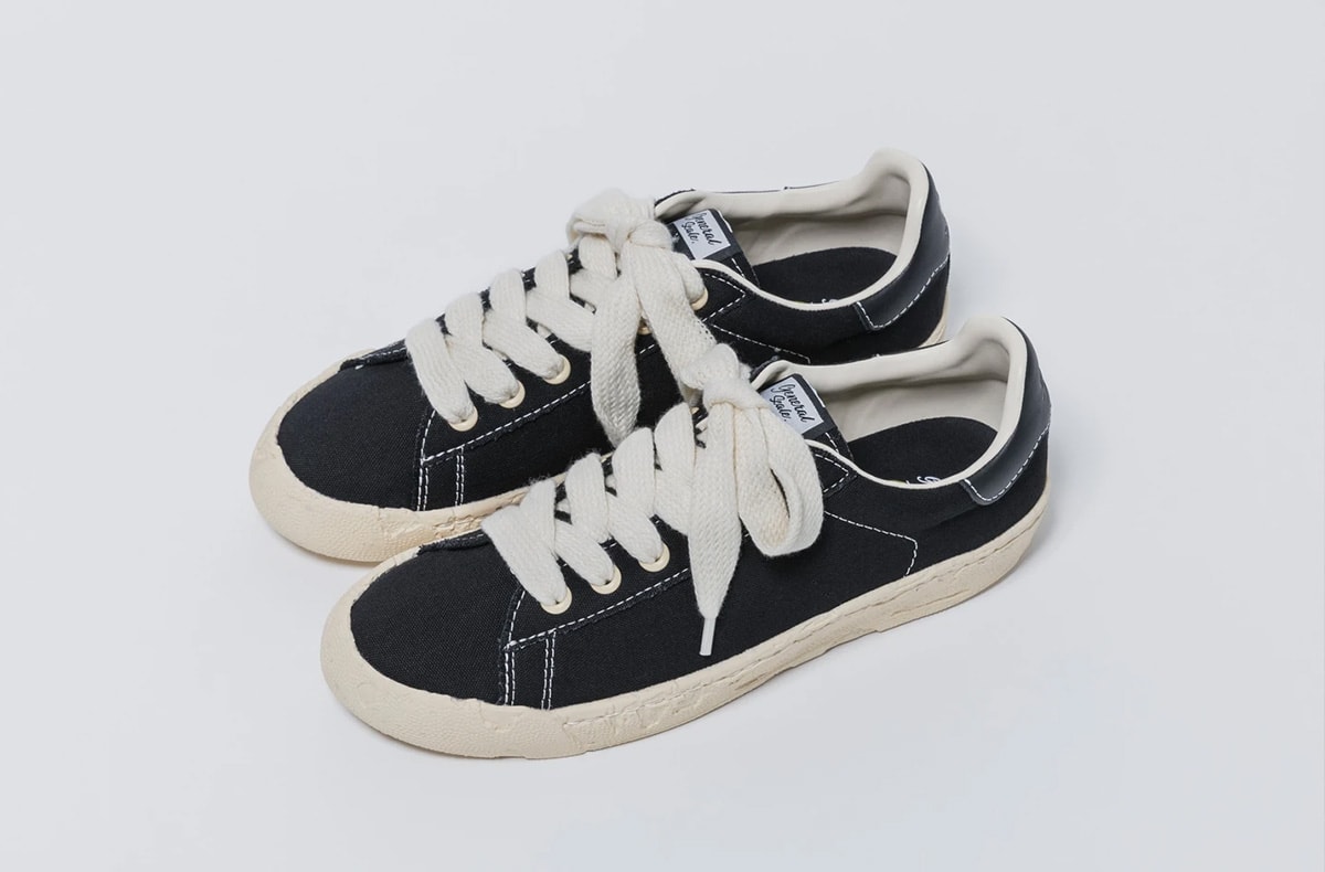 Sapporo Draft Beer Black Label × General Scale. MURRAY Past Sole Canvas Low-Top Sneakers Black/White 正面画像