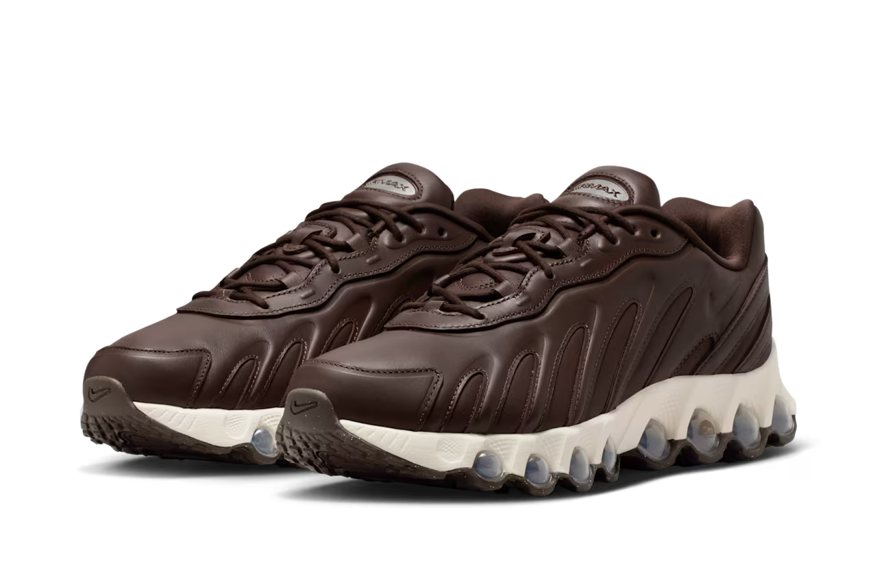 ナイキ エアマックスDN8 レザー バロックブラウン 正面画像