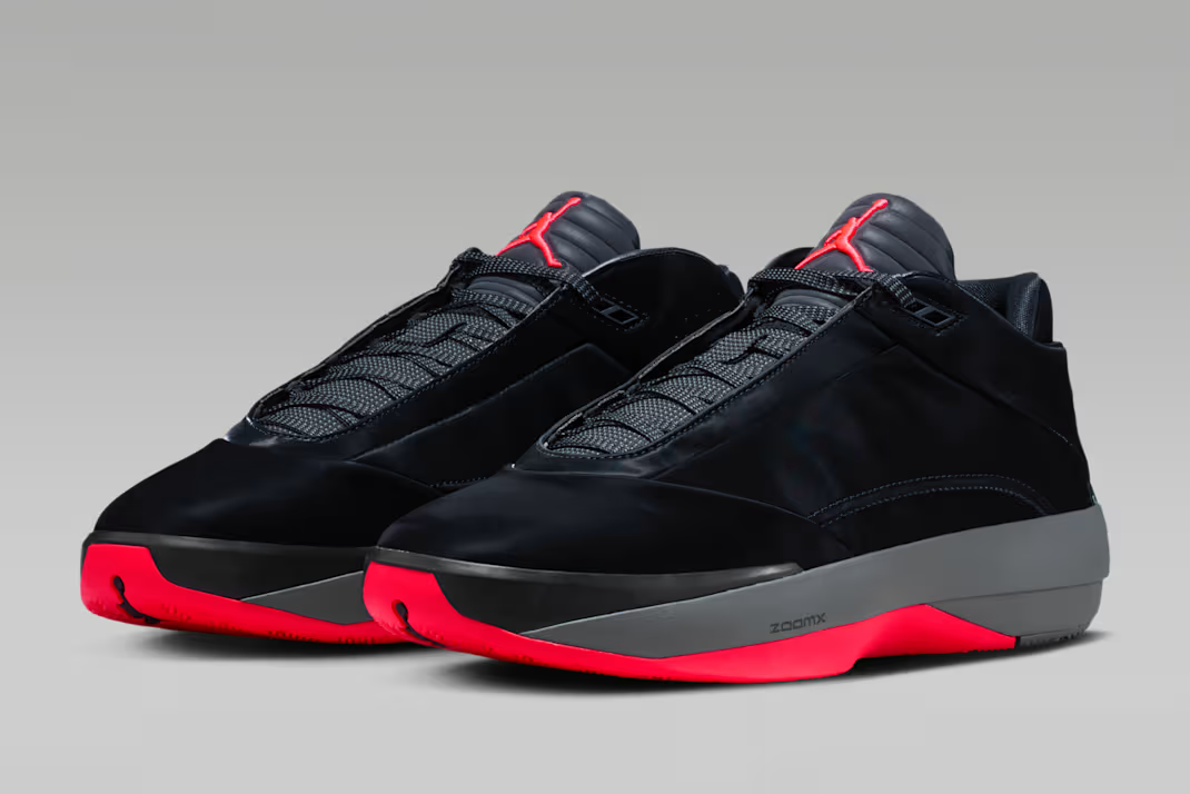 ナイキ エアジョーダン40 ブラック/インフラレッド23 正面画像