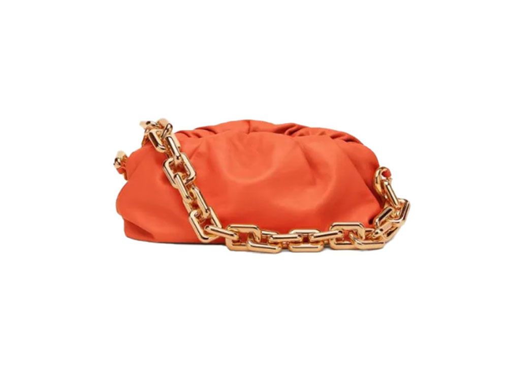極美品✨BOTTEGA VENETA クラッチバッグ 赤色 レザー ハート 極美品✨BOTTEGA VENETA クラッチバッグ 赤色 レザー ハート